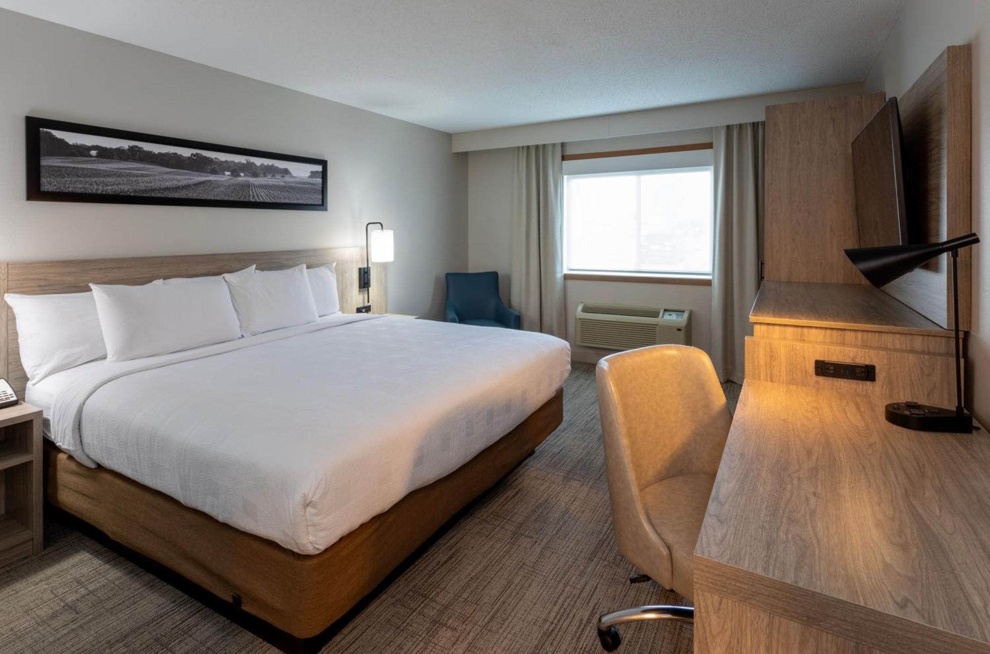 Grandstay Hotel & Suites Cambridge Exterior foto