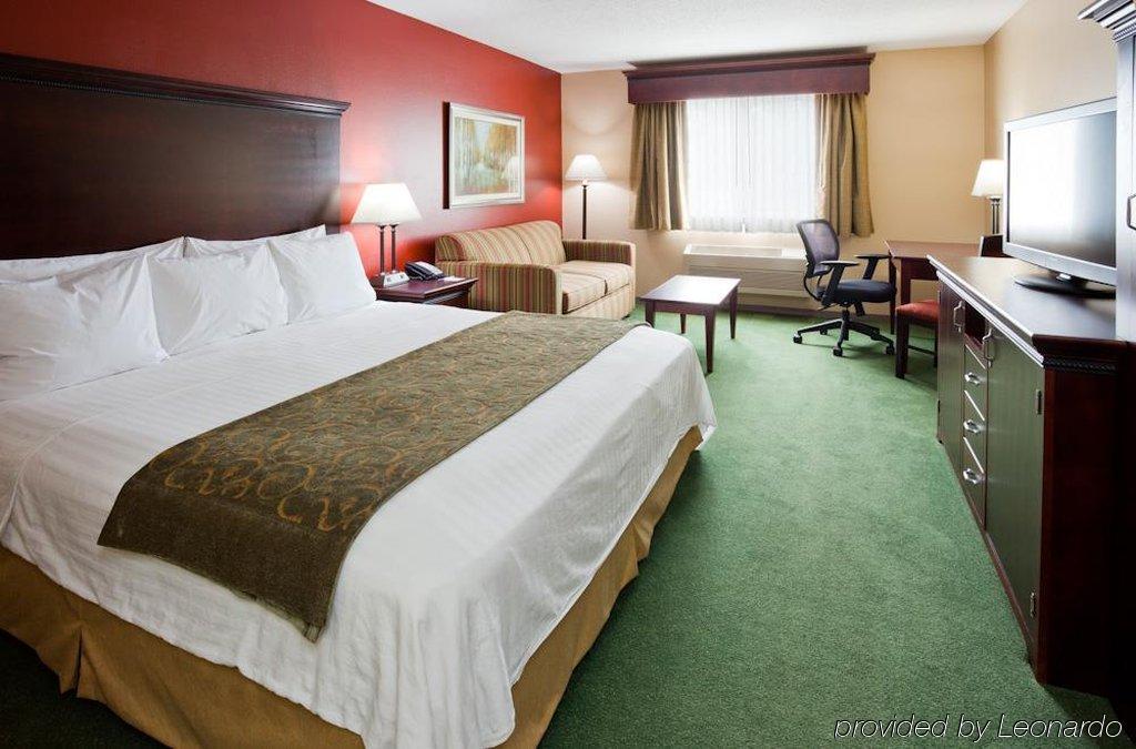 Grandstay Hotel & Suites Cambridge Habitación foto